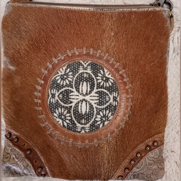 Myra Fidato Leather Tan Hair On Western Rodeo Festival Boho Moto Crossbody Bag - Picture 2 of 5
